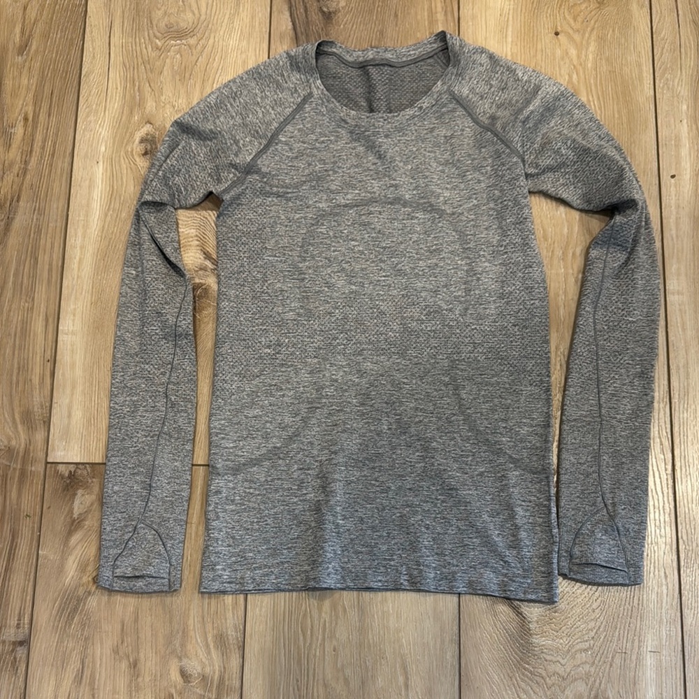 Lululemon Swiftly, long sleeve